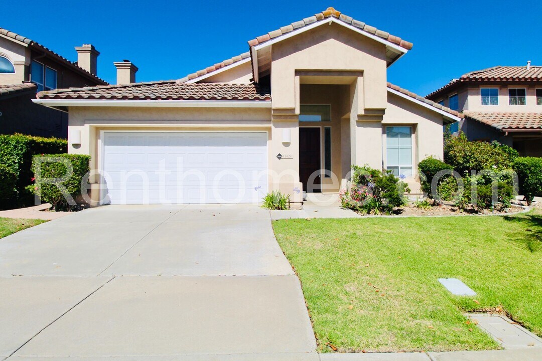11426 Legacy Terrace in San Diego, CA - Building Photo
