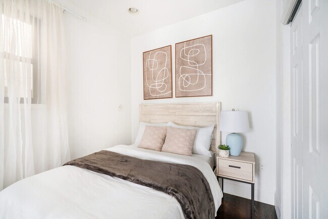 69 Clinton St in New York, NY - Building Photo - Building Photo