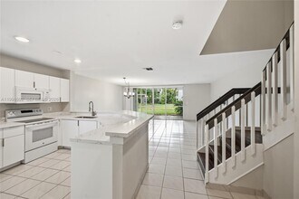 6215 Old Court Rd in Boca Raton, FL - Building Photo - Building Photo