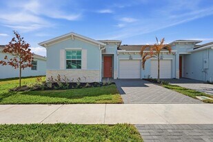 3735 Harborside Ave in Fort Pierce, FL - Building Photo