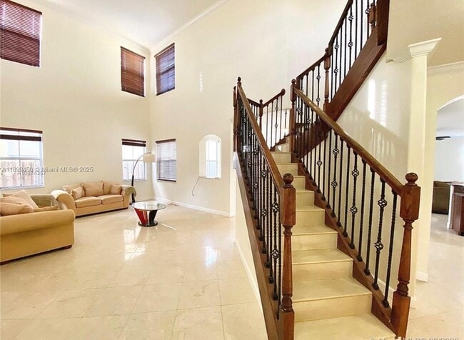 11350 NW 82nd Terrace in Doral, FL - Building Photo - Building Photo