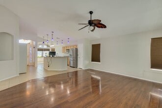 8534 W Ross Ave in Peoria, AZ - Building Photo - Building Photo