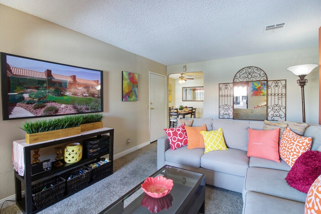 Summerhill Pointe Apartments in Las Vegas, NV