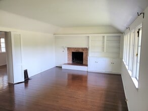 8533 Rosewood Ave, Unit 8533 in West Hollywood, CA - Foto de edificio - Building Photo