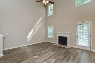 6695 White Walnut Way in Braselton, GA - Building Photo - Building Photo
