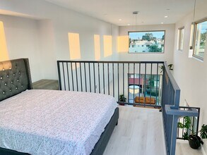 11753 Iowa Ave in Los Angeles, CA - Building Photo - Building Photo