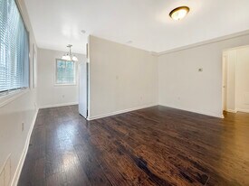 506 Eastern Ave NE, Unit 101 in Washington, DC - Building Photo