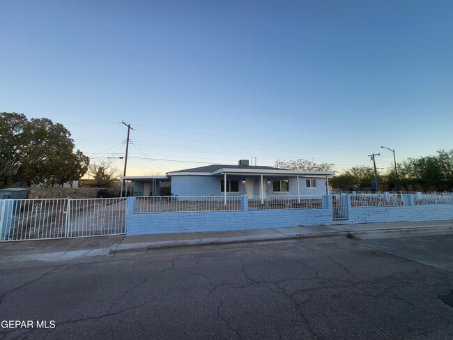 646 S Concepcion St in El Paso, TX - Building Photo - Building Photo