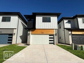 33114 Willow Hts Ln in Magnolia, TX - Building Photo