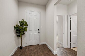5725 Broad Bay Ln in Fort Worth, TX - Building Photo - Building Photo