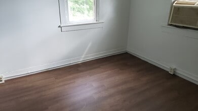 3 Church St, Unit #1 in Stamford, NY - Foto de edificio - Building Photo