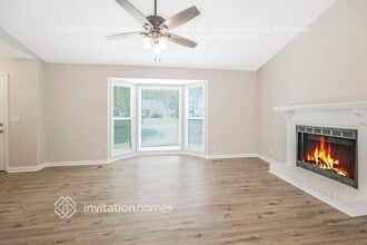 1015 Rolling Meadow Dr in Mount Juliet, TN - Foto de edificio - Building Photo