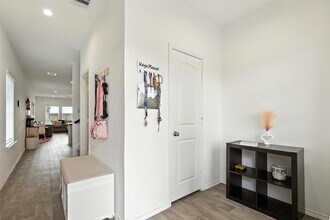 24010 Breckenridge Hts Ln in Spring, TX - Building Photo - Building Photo
