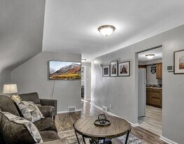 111 Midland Ave in Buffalo, NY - Building Photo