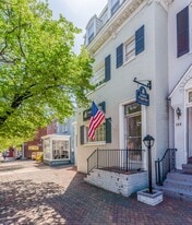 311 S Washington St in Alexandria, VA - Building Photo