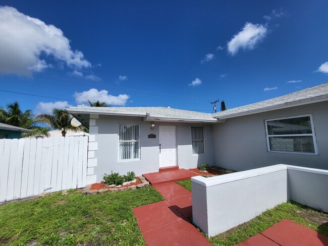 property at 18725 SW 100th Ave