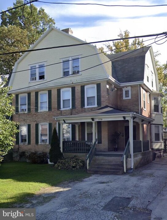 104 McKinley Ave in Lansdowne, PA - Building Photo