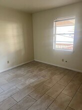 712 Allendale Dr in Lufkin, TX - Foto de edificio - Building Photo