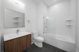 218-220 Old Colony Ave in Boston, MA - Foto de edificio - Building Photo