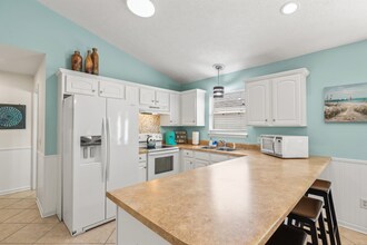136 White Cap Way in Panama City Beach, FL - Building Photo - Building Photo