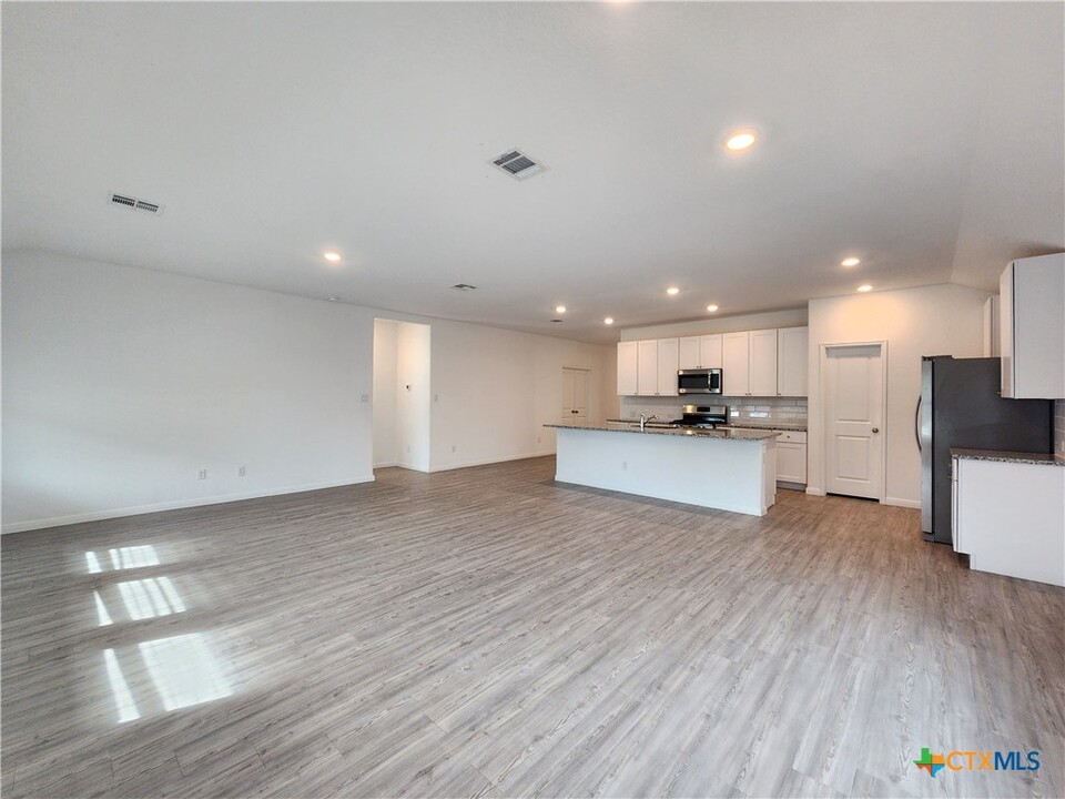 414 Fairy Duster Dr in New Braunfels, TX - Building Photo