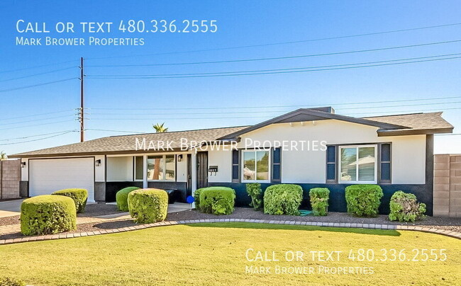 property at 6827 E Vernon Ave