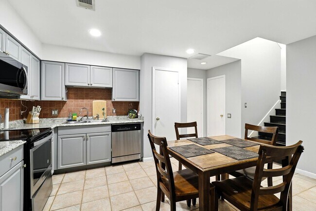 1532 Prairie Grove Dr in Houston, TX - Building Photo - Building Photo