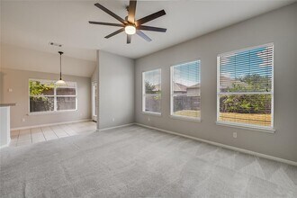 11716 Larch Valley Dr in Austin, TX - Building Photo - Building Photo