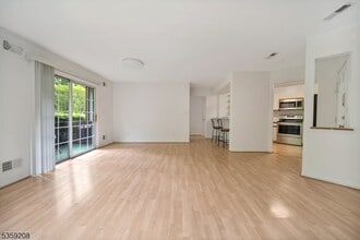 1449 Teresa Dr in Fort Lee, NJ - Building Photo - Building Photo