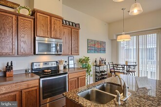 726 Whitetail Dr, Unit 726 in Hummelstown, PA - Foto de edificio - Building Photo