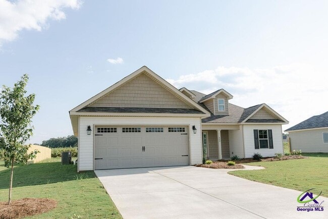 608 Daisy Dr in Perry, GA - Building Photo - Building Photo