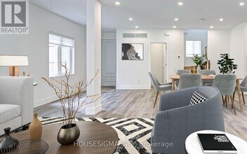 104 Pembroke St in Toronto, ON - Building Photo - Building Photo