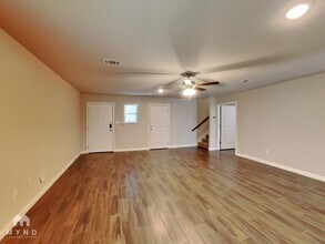 704 Rolling Terrace Cir in Granbury, TX - Foto de edificio - Building Photo