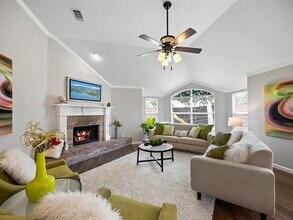 10122 Loving Trail Dr in Frisco, TX - Building Photo - Building Photo