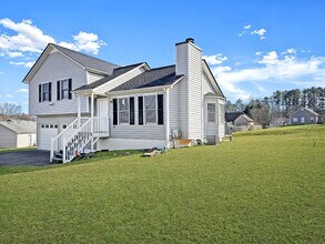 100 Ginnity Dr in Douglasville, GA - Building Photo - Building Photo