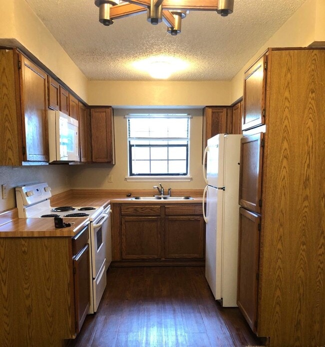 6931 Wright Way St in San Antonio, TX - Building Photo - Building Photo