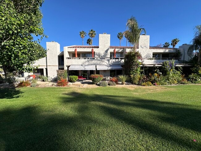 35082 Mission Hills Dr in Rancho Mirage, CA - Building Photo - Building Photo