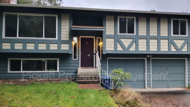 24410 Andorra Ct NE in Kingston, WA - Building Photo - Building Photo