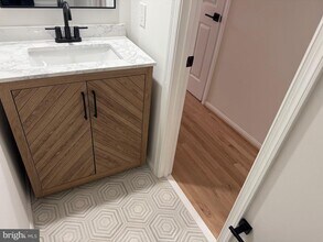 5257 Leestone Ct in Springfield, VA - Building Photo - Building Photo