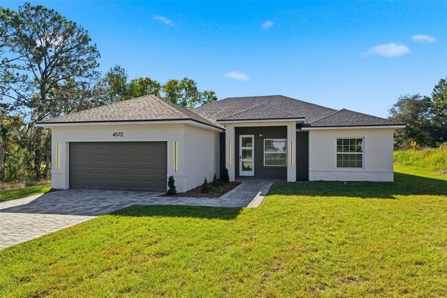 4572 SW 149th St in Ocala, FL - Foto de edificio - Building Photo