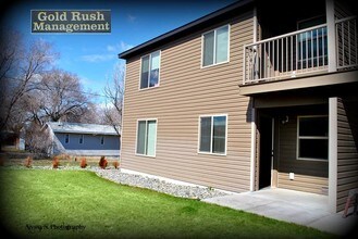 195 Silsbee Ave-Unit -3 in Helena, MT - Building Photo - Building Photo