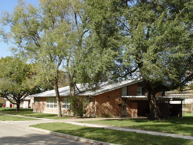 Patriot Square Apartments in Rantoul, IL - Building Photo - Building Photo