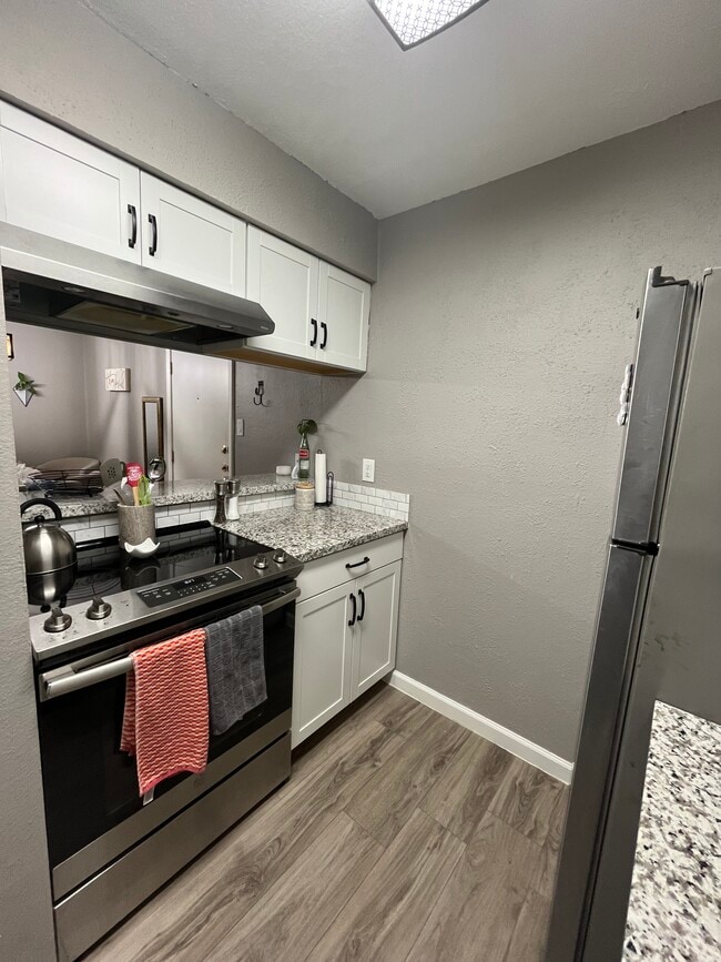 3131 Cummins St, Unit #14 in Houston, TX - Building Photo - Building Photo