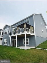 122 Poe Dr in Winchester, VA - Building Photo - Building Photo