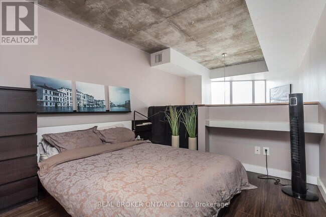 255 Richmond St E in Toronto, ON - Building Photo - Building Photo