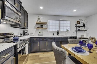 1428 N Main St in Mansfield, TX - Building Photo - Building Photo