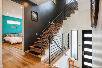 700 S Broadway in Redondo Beach, CA - Building Photo - Building Photo