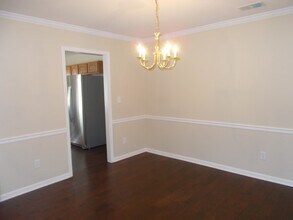 121 Dovetail Dr in Mooresville, NC - Foto de edificio - Building Photo