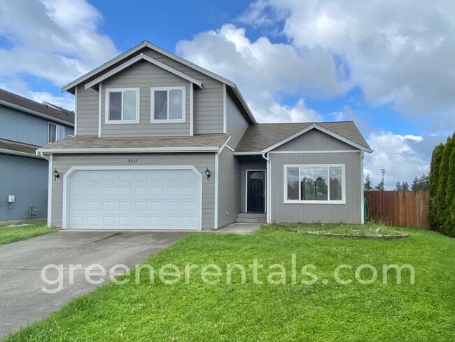 property at 9837 Greenleaf Loop SE