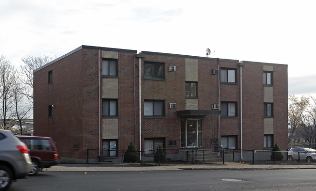 255 Medford St in Somerville, MA - Foto de edificio - Building Photo